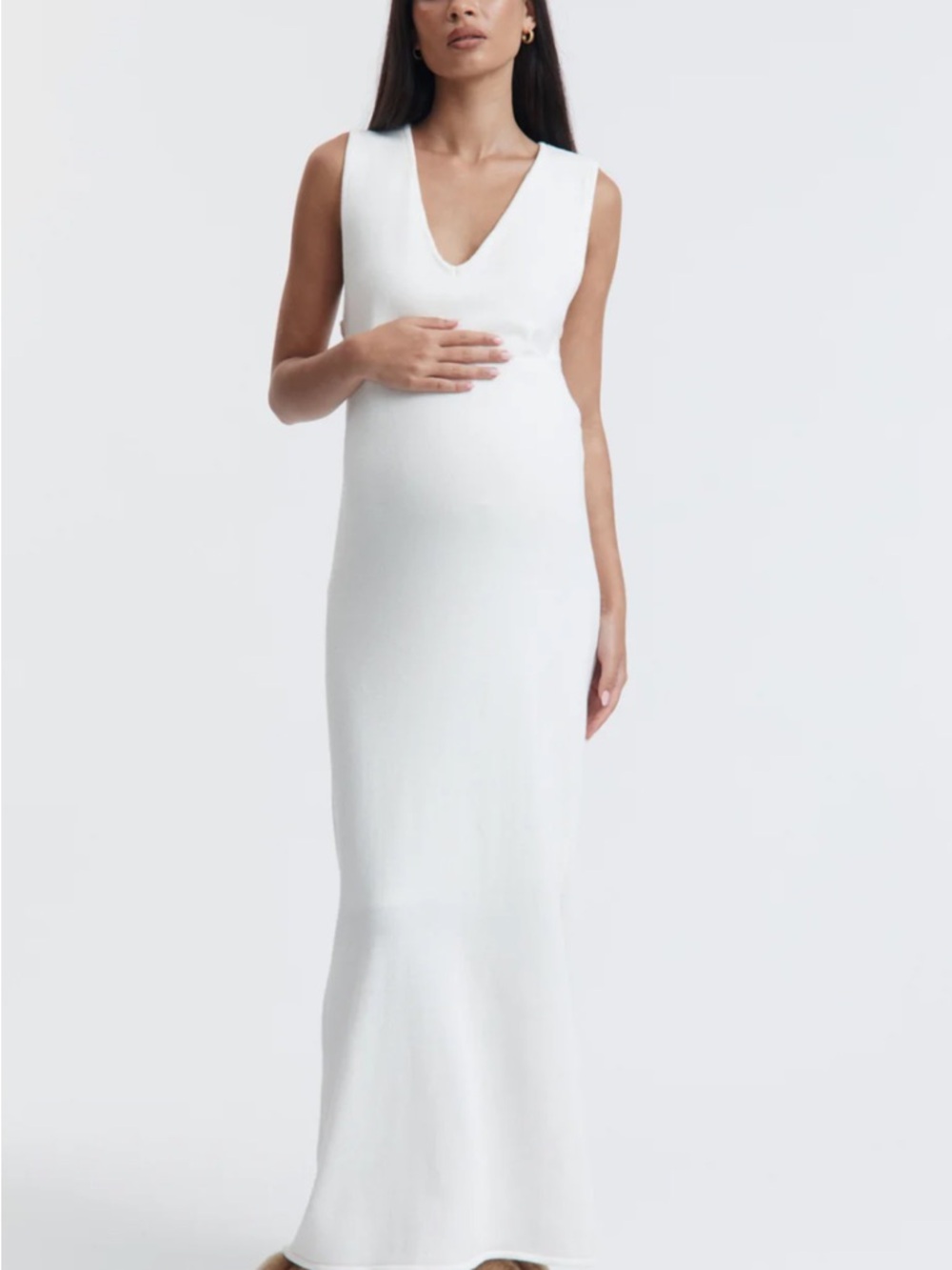 Sleeveless White V-Neck Maxi Dress
